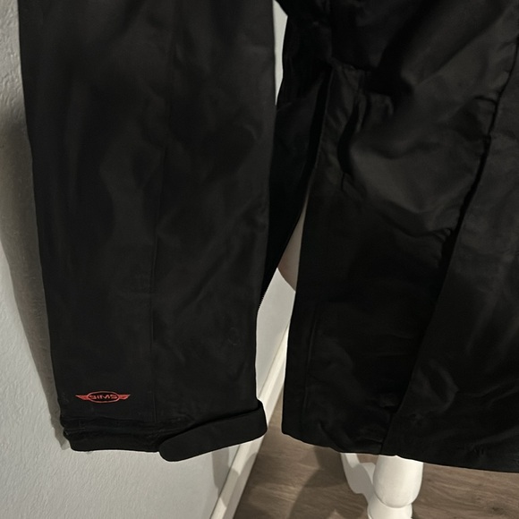 Sims - Picture 3 of 11